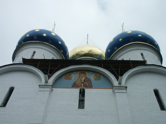 La chiesa dell'Assunzione a Sergjev Posad