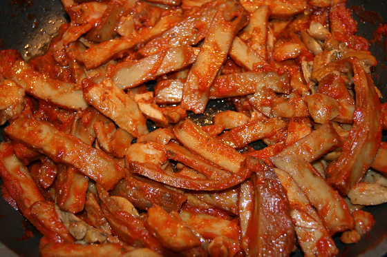 Seitan in umido con porcini