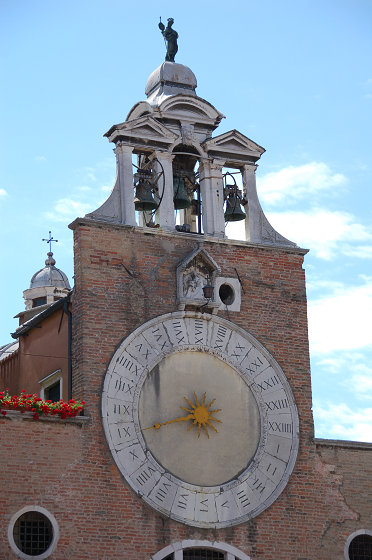 Campanile e orologio di San Giacometto